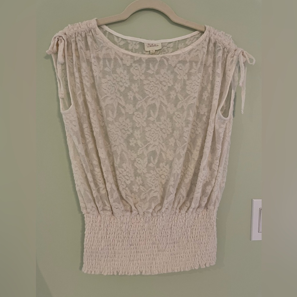 Beautiful Lace Top with Smocked Elasticized Bottom.Size XS. Fits size S-M.
